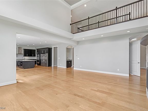 4th image of 24360 Deptford Dr