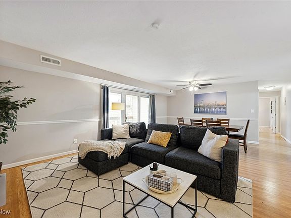 4th image of 2930 N Bay Dr APT L8