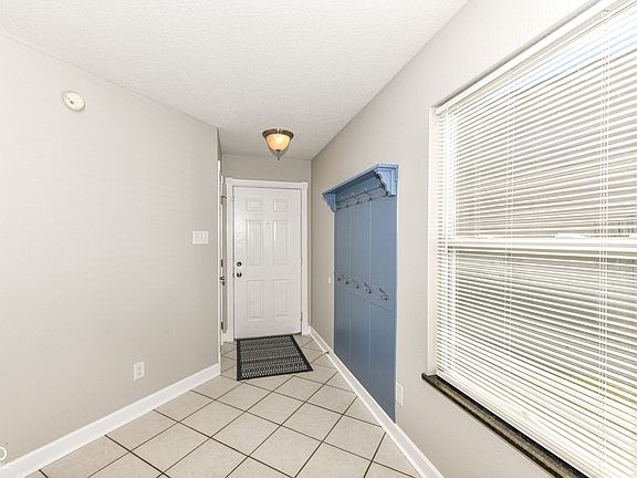 3rd image of 16867 Aulton Dr