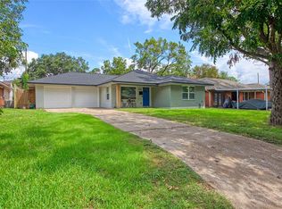 858 Sara Rose St, Houston, TX 77018