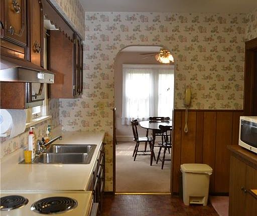 5th image of 2035 Glenwood Dr