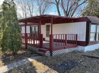102 Cedar St, Talmage, NE 68448