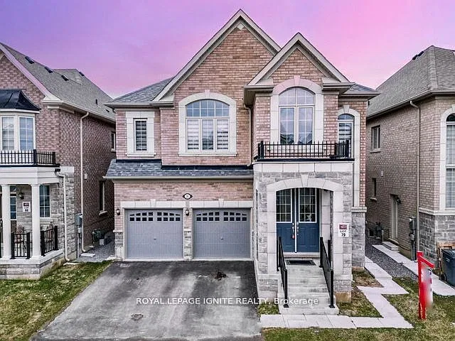 5 bed, $3,900 — Photo 1