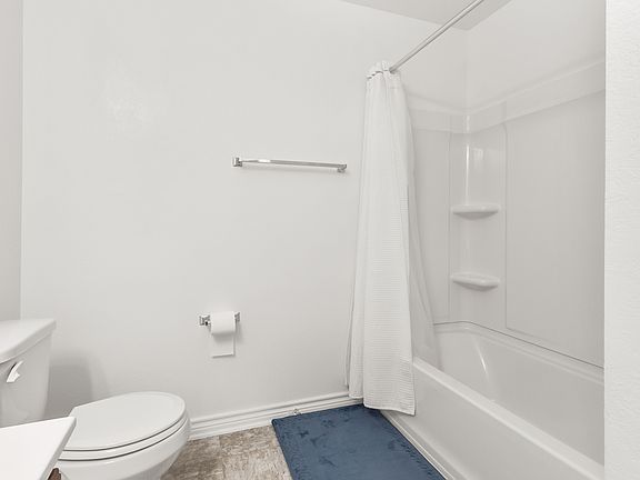 4th image of 10643 W Military Dr #14