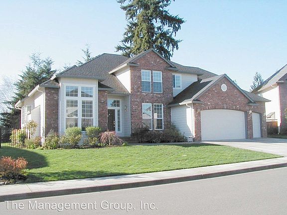 2nd image of 4507 NE 137th St