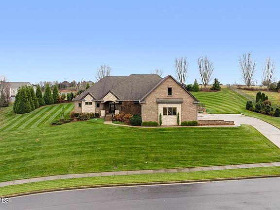 4th image of 99 Hayfield Dr