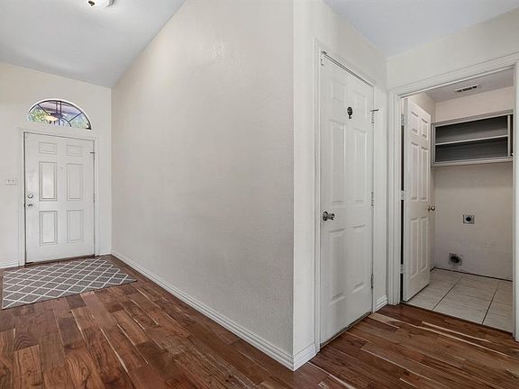 5th image of 1201 Buehler Ct