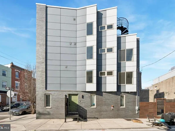 2521 E Dauphin St, Philadelphia, PA 19125