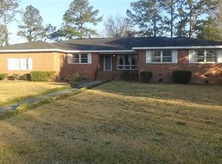518 Chestnut St, Darlington, SC 29532