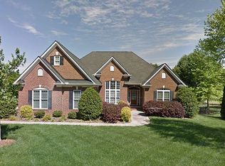 7160 Three Wood Dr, Matthews, NC 28104