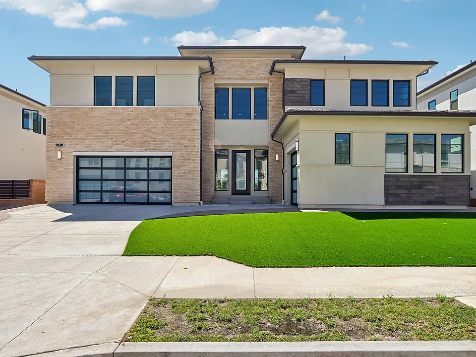 20580 Edgewood Ct