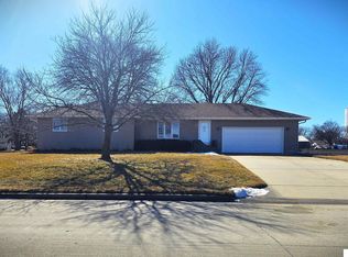 407 E Ash St, Wilber, NE 68465