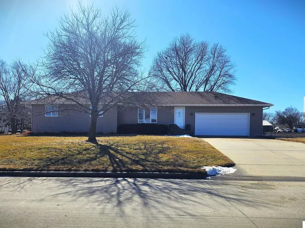 407 E Ash St, Wilber, NE 68465