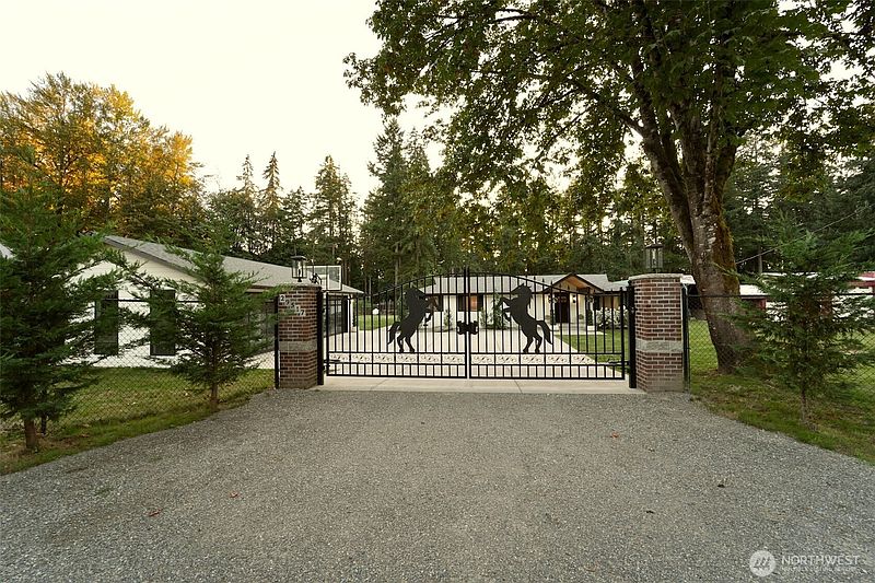 2nd image of 29517 164th Avenue SE
