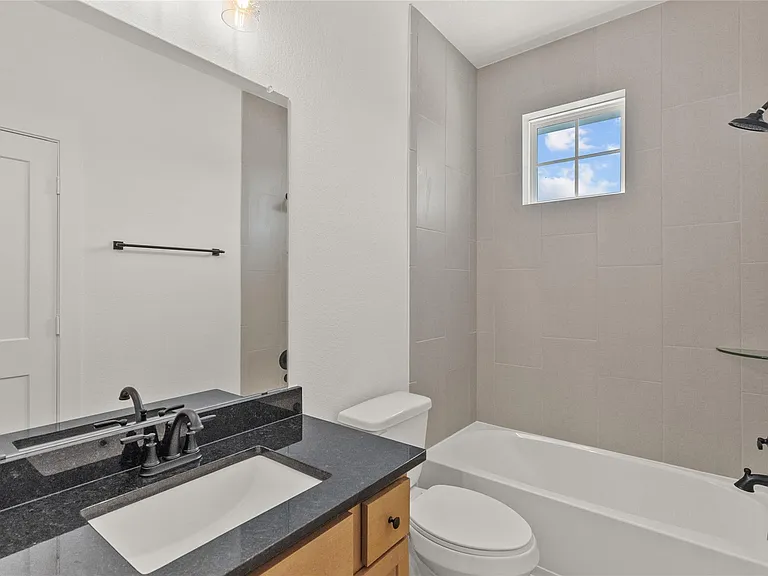 4931 Carranza Ct — Photo 33