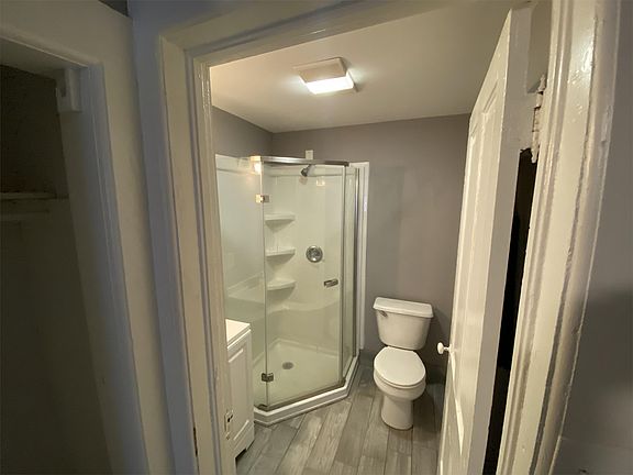 4th image of 800 S Esplanade St #3