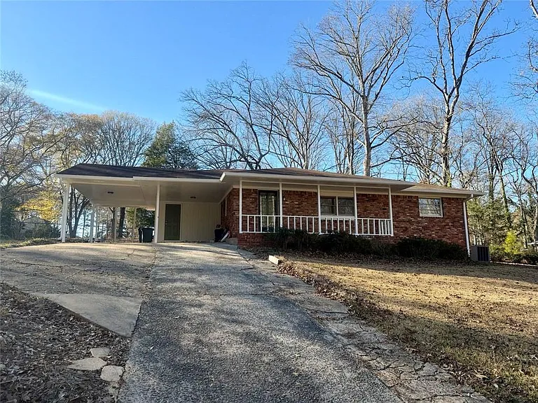 1648 Hammond Woods Cir SW — Photo 2