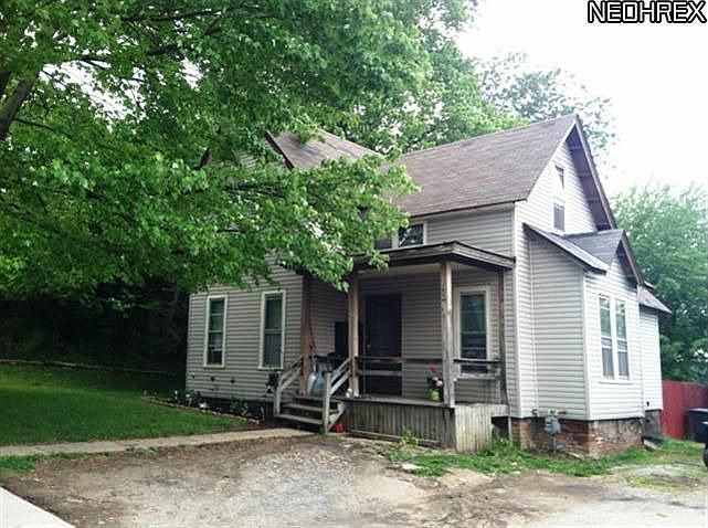 1st image of 252 S Elmwood Ave