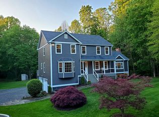 50 Pepperidge Rd, Monroe, CT 06468