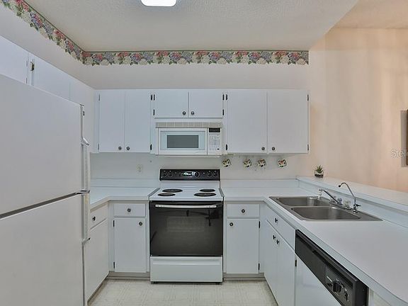 5th image of 1016 Radison Ave