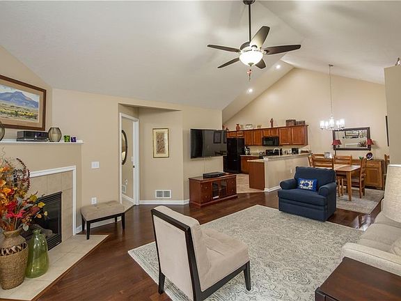 4th image of 9747 Eagle Ln