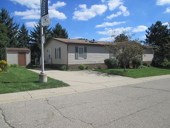 2nd image of 74 Churchill Dr