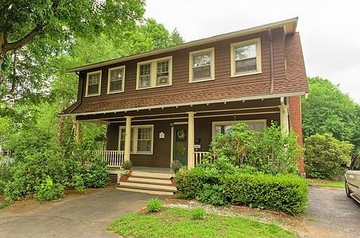 1st image of 4 Cumberland Ave