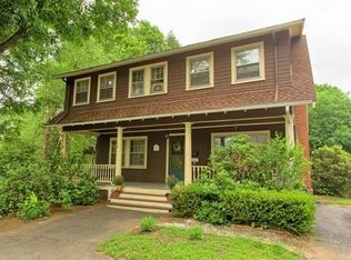4 Cumberland Ave, Haverhill, MA 01835