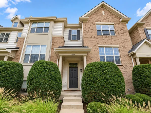2009 Saipan Dr, Glenview, IL 60026