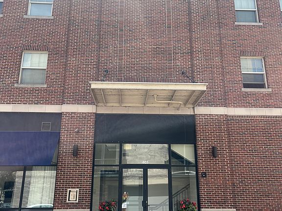 2nd image of 401 S 1st St