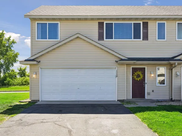 1348 Willow Trl, Farmington, MN 55024