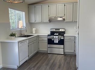 994 Hunter Ln, Woodland, CA 95776