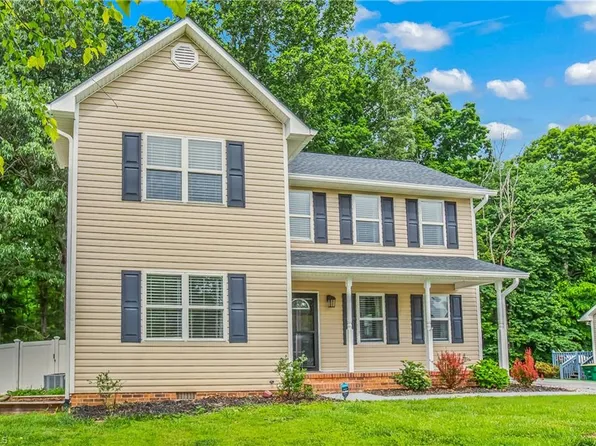 130 Spring Park Ct, Clemmons, NC 27012