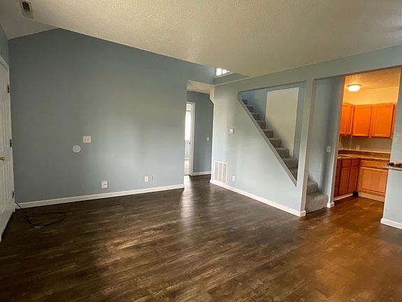 2nd image of 2219 Prairie St #1