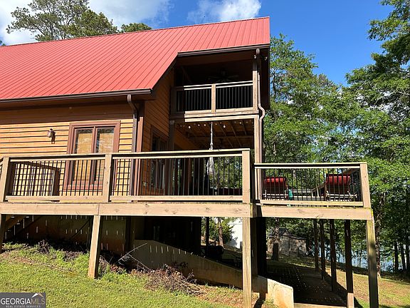 4th image of 1510 Old Beacon Light Rd