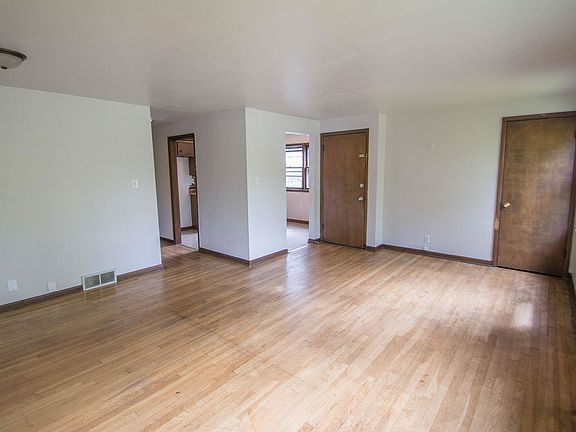 3rd image of 10332 W Villard Ave #10334