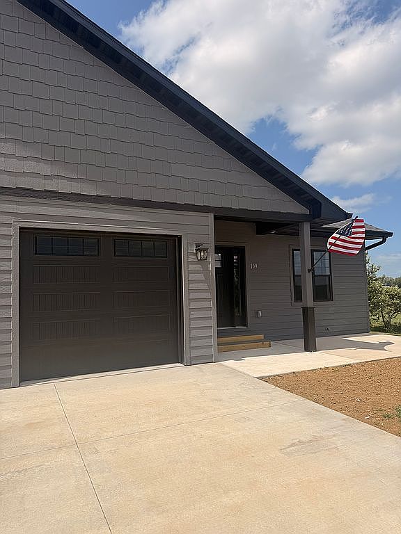109 Southern Heights Cir