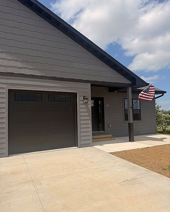 1st image of 109 Southern Heights Cir