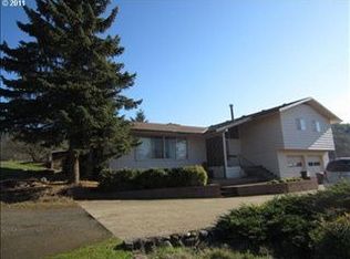 1775 NE Todd St, Roseburg, OR 97470