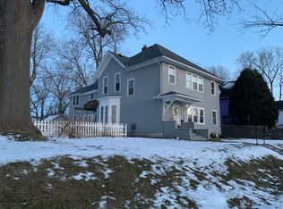 939 Maple Ave, Jackson, MI 49203