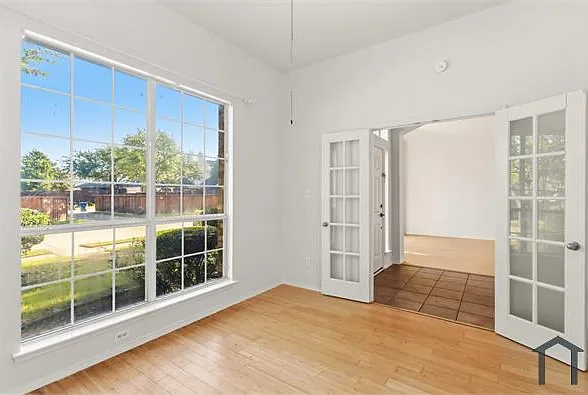 5 bed, 3506 sqft, $4,200 — Photo 4