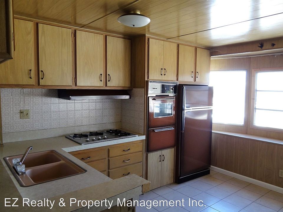 1st image of 630 Santa Clara Cir