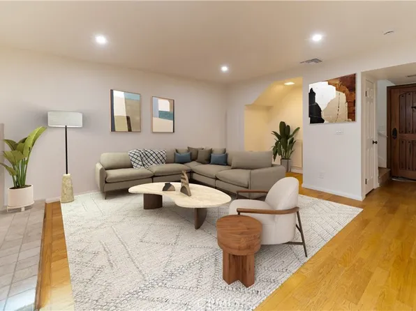 10926 Bluffside Dr Unit 32, Studio City, CA 91604