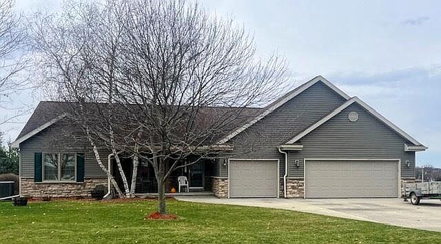 1st image of N437 Beverly DRIVE
