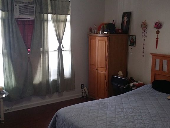 4th image of 352 Roseville Ave