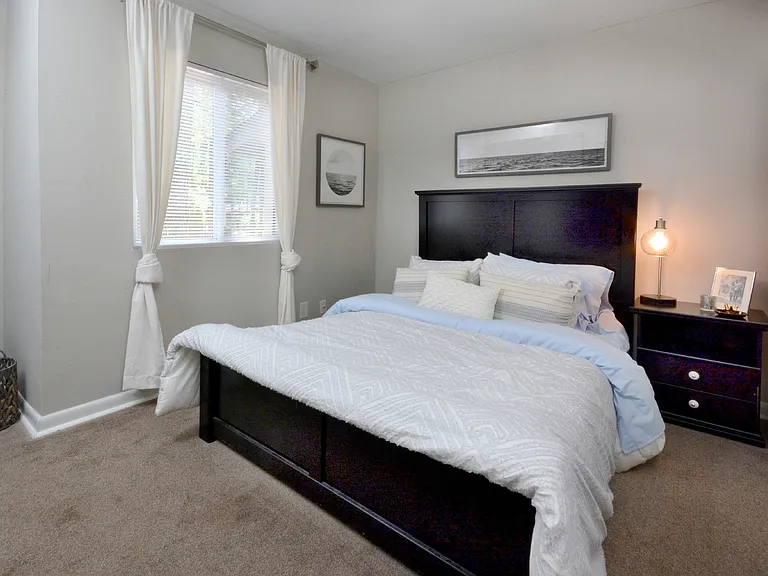 Keystone Apartments — Photo 60