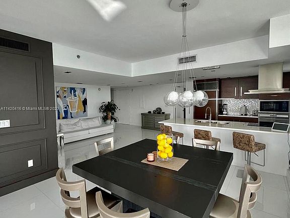 4th image of 495 Brickell Ave APT 4002