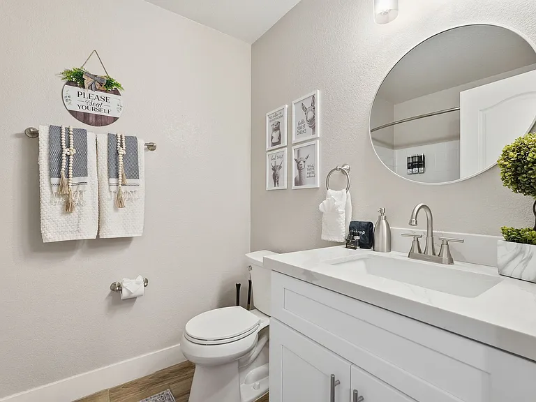 4665 E Longhorn St — Photo 24