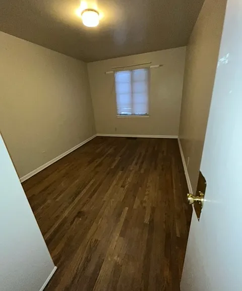 435 NE Oak St #4-1-2 — Photo 4