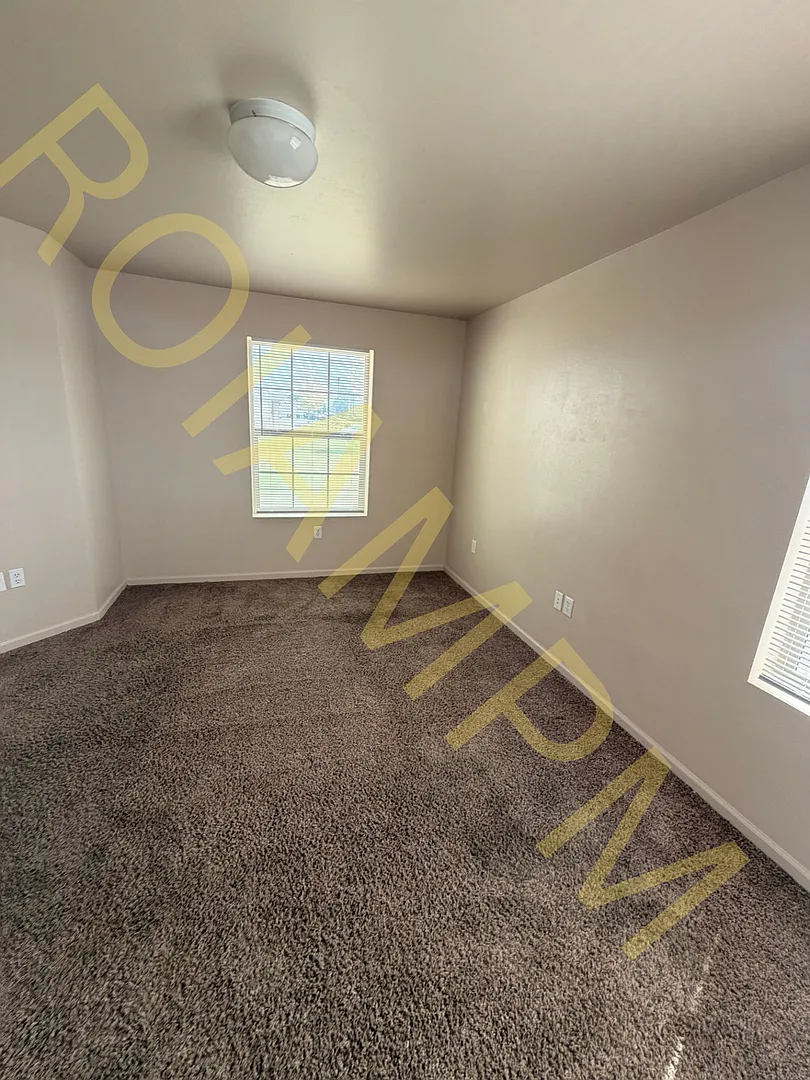 Riverview Apartments — Photo 3